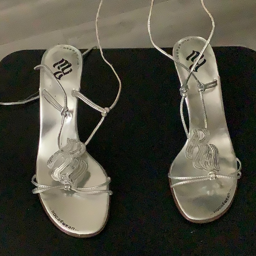 Rocawear pumps